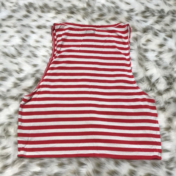 Red and white striped crop top! - Picture 2 of 3